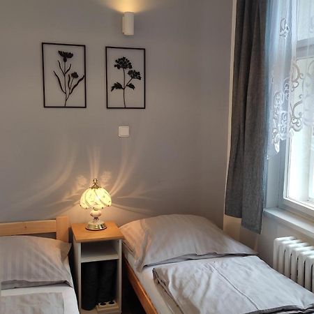 Atmospheric Quiet Apartment Prague Exterior photo